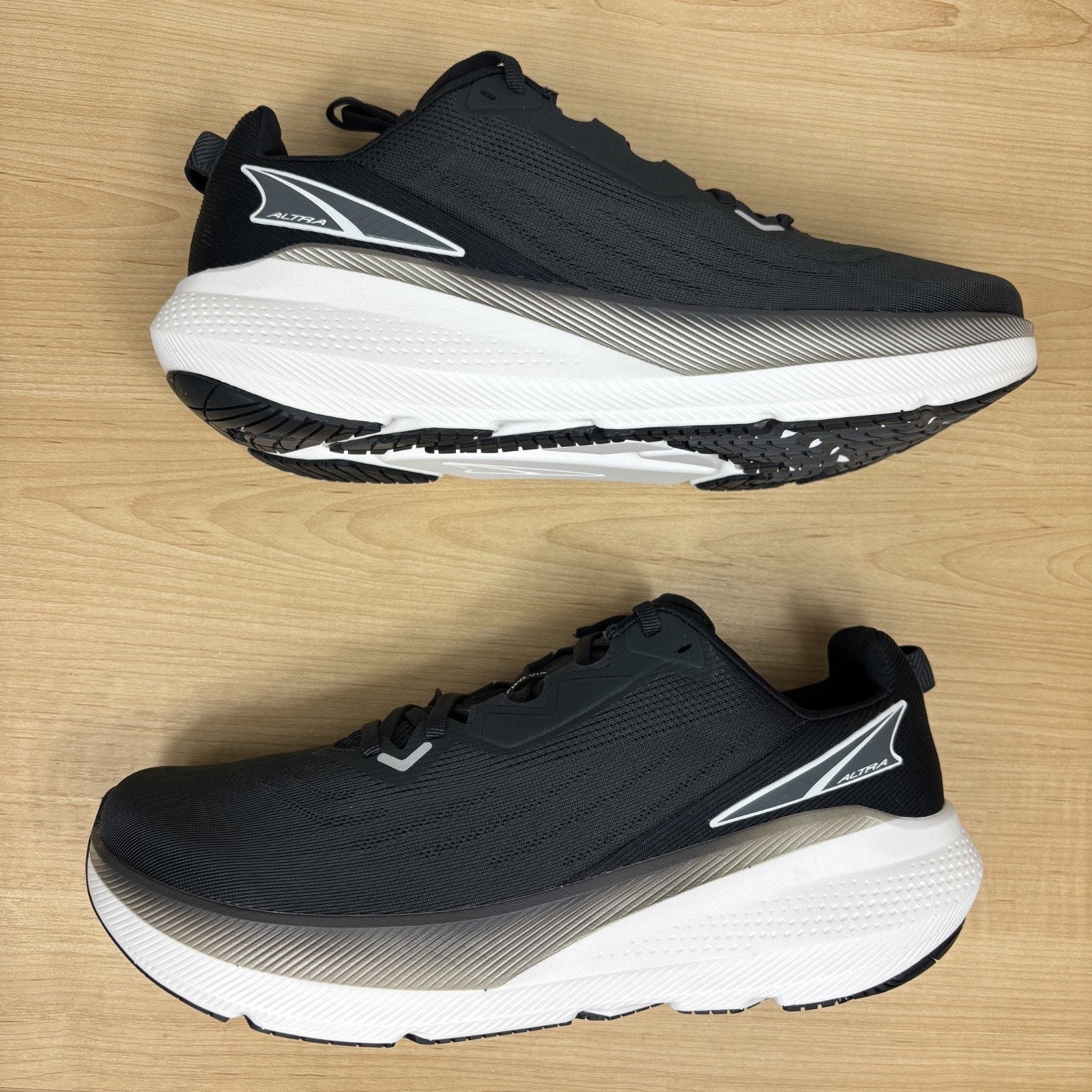 Altra FWD Via Shoes Men's Sz 11.5 Black White Road Running Athletic Sneakers NEW