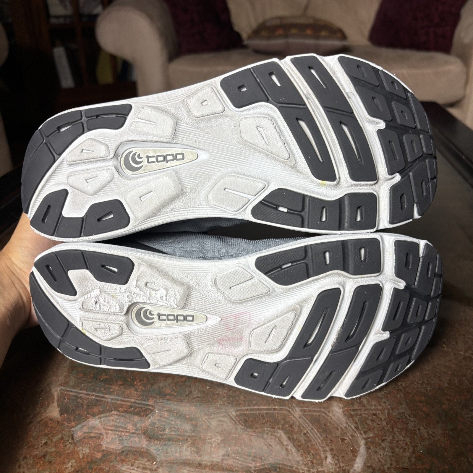 Topo Athletic Magnifly 5 Women's Size 9.5 Grey Black Road Running Shoes Sneakers