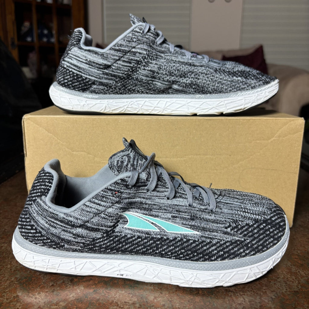 Altra Escalante 2 Women's Sz 10 Grey Running Athletic Zero Drop Footshaped Shoes