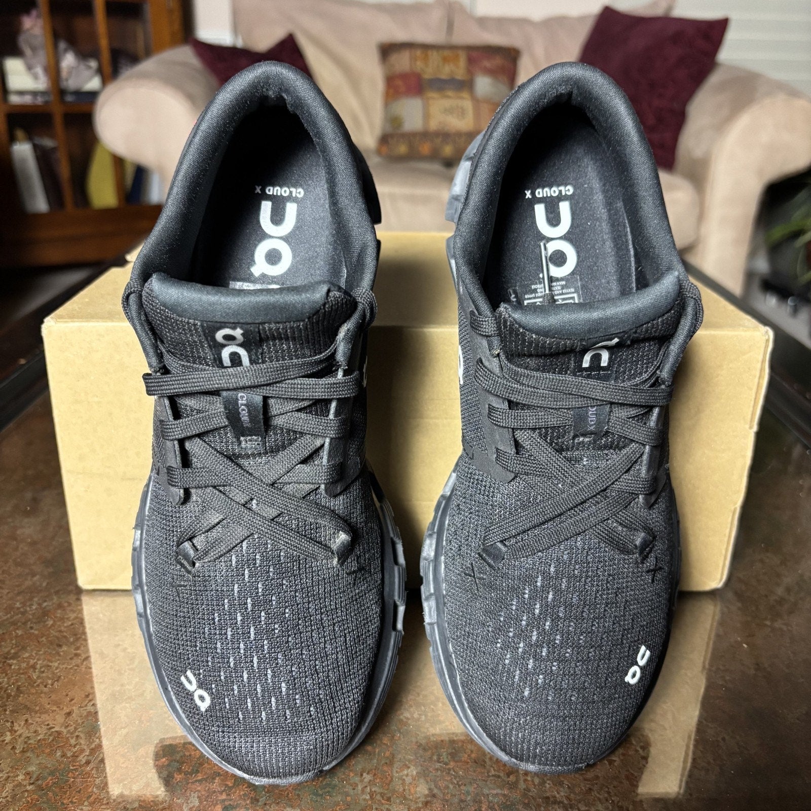 On Cloud X 4 Shoes Womens Size 8 Black Road Running Athletic Gym Comfort Sneaker