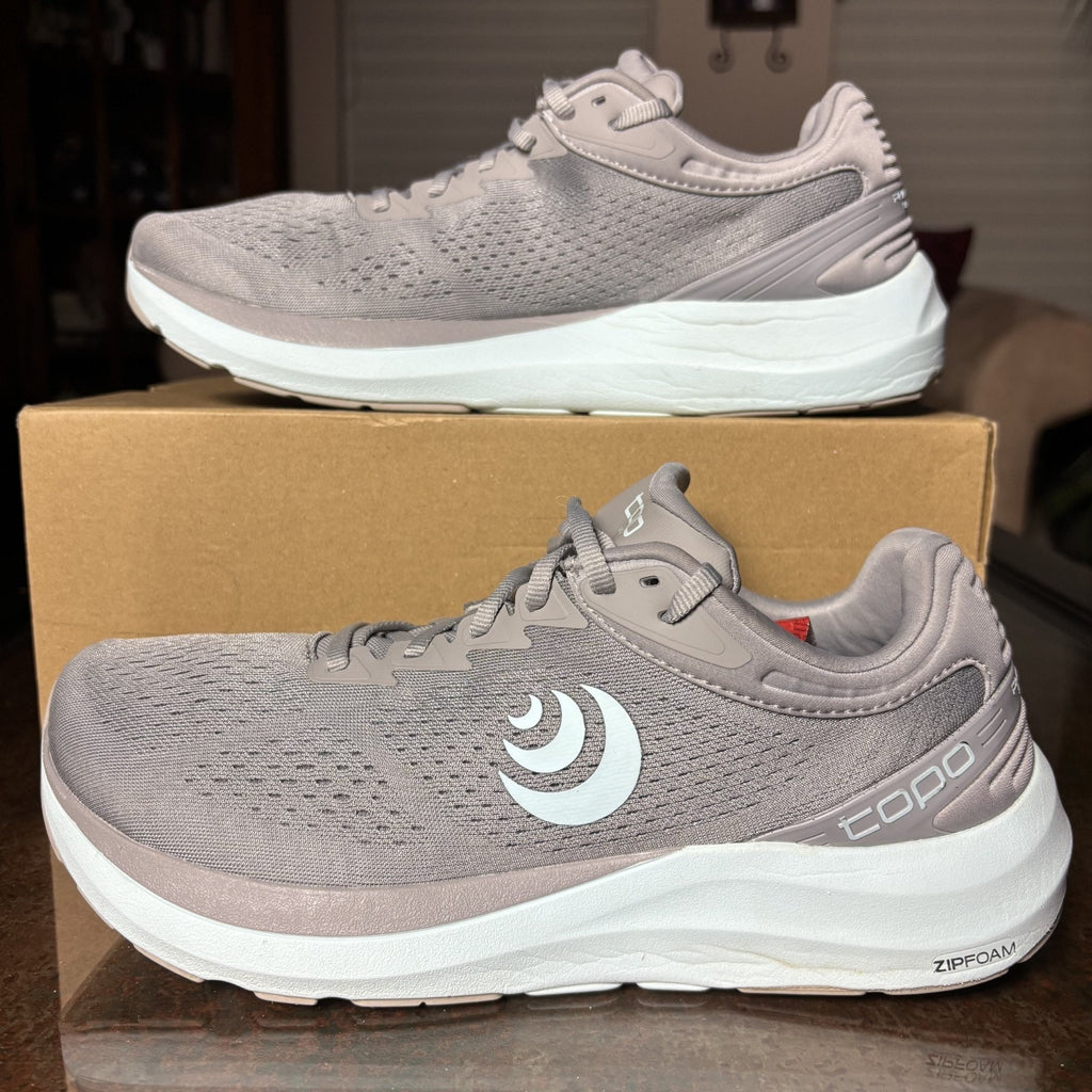 Topo Athletic Phantom 3 Shoes Women's 10.5 Grey White Road Running 5MM Drop Gym