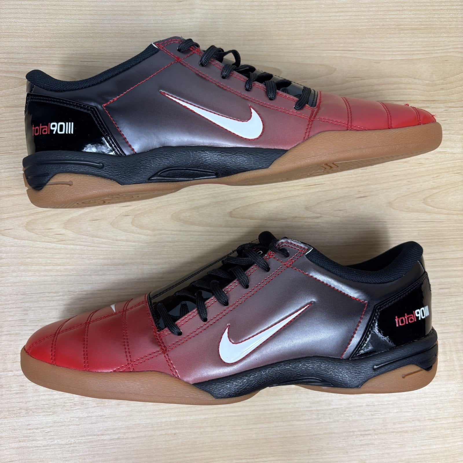 Nike Total 90 Shoes Mens Size 10 Red Black Leather Athletic Lifestyle Sneakers