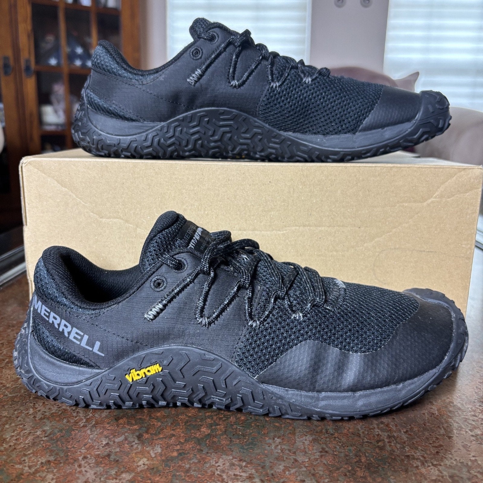 Merrell Trail Glove 7 Shoes Mens Size 8 Black Minimalist Barefoot Outdoor Vibram