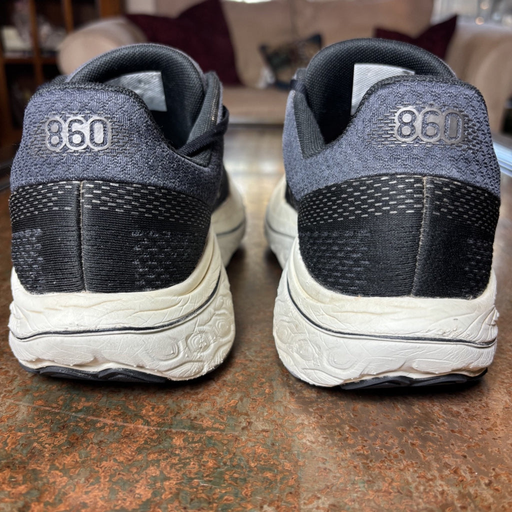 New Balance 860 v14 Shoes Mens Sz 9.5 Black White Road Running Athletic Sneakers