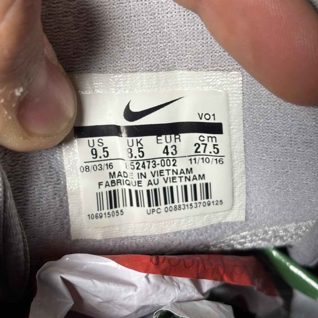 Nike Kobe Mamba Instinct Basketball Shoes Mens Size 9.5 Grey Athletic Sneakers