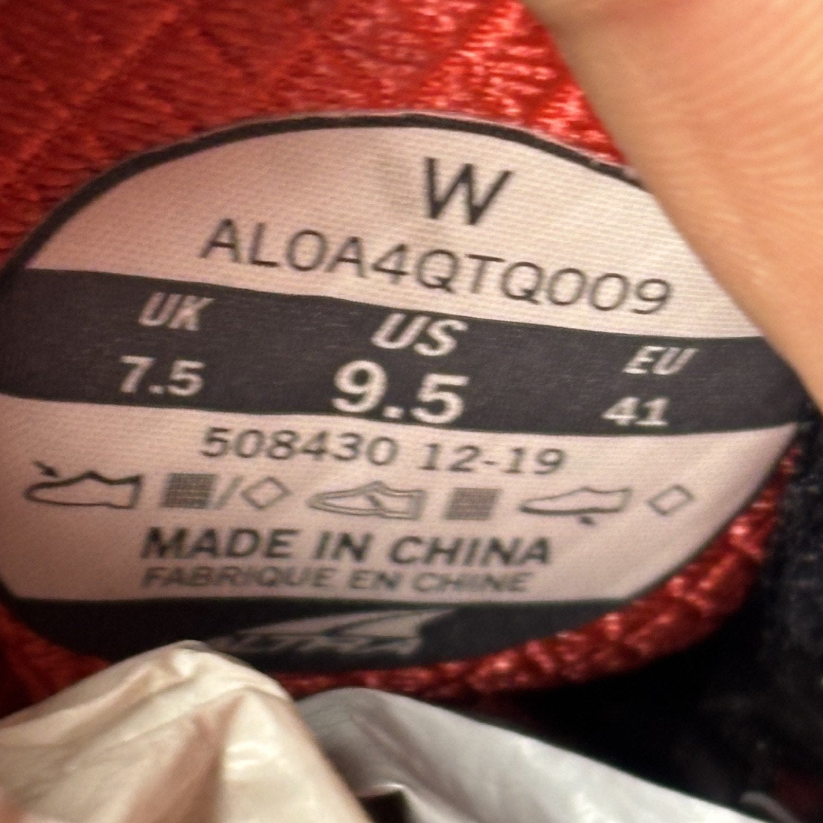 Altra Provision 4 Shoes Womens Size 9.5 Black Red Road Running Athletic Sneakers
