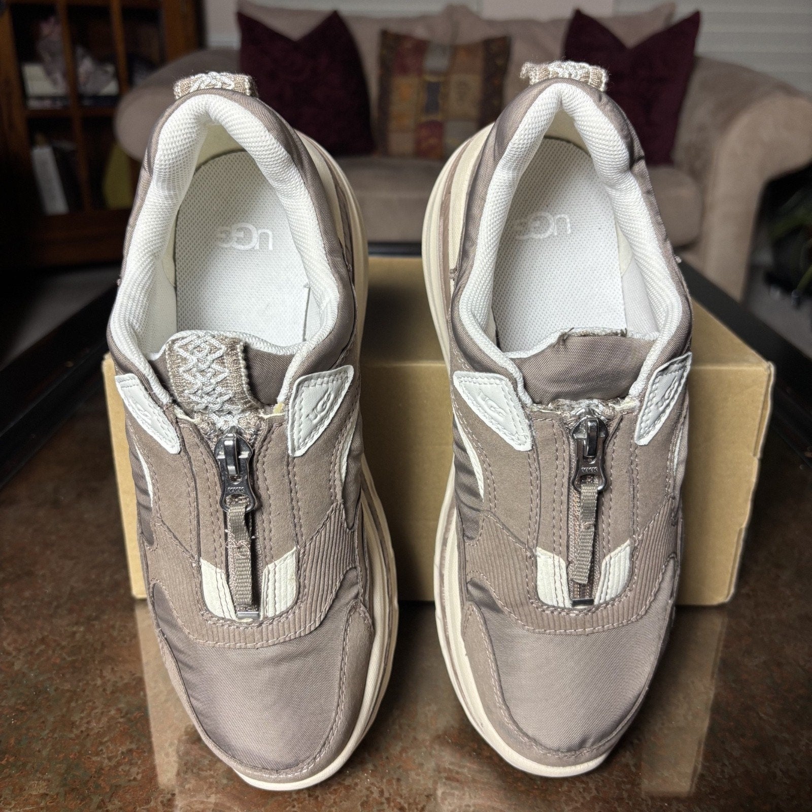 UGG CA805 Zip Shoes Womens Size 8 Brown Insulated Trail Running Athletic Sneaker