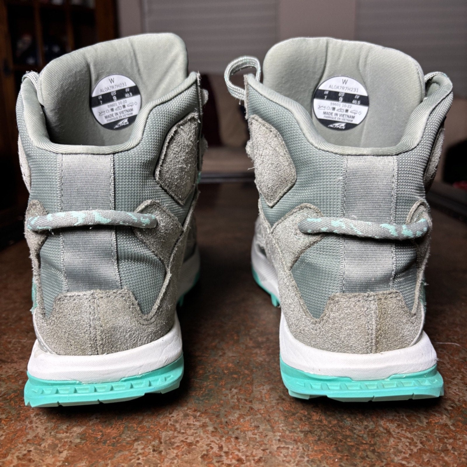 Altra Lone Peak Hiker 2 Boots Womens Size 9 Green Mesh Suede Trail Outdoor Shoes