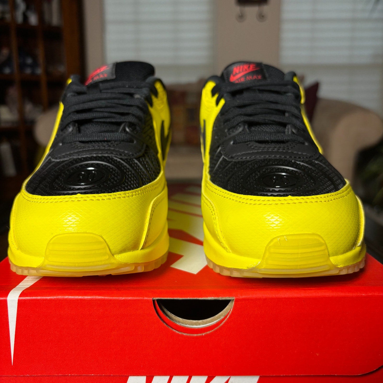 Nike Air Max 90 Total 90 Laser Shoes Soccer Casual Retro Yellow Black Mens Sizes