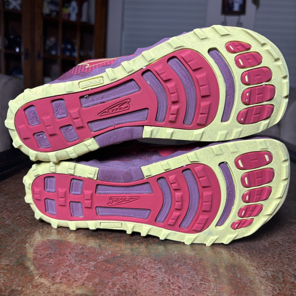 Altra Superior 4.5 Shoes Women's Sz 10 Red Trail Running Hiking Outdoor Sneakers