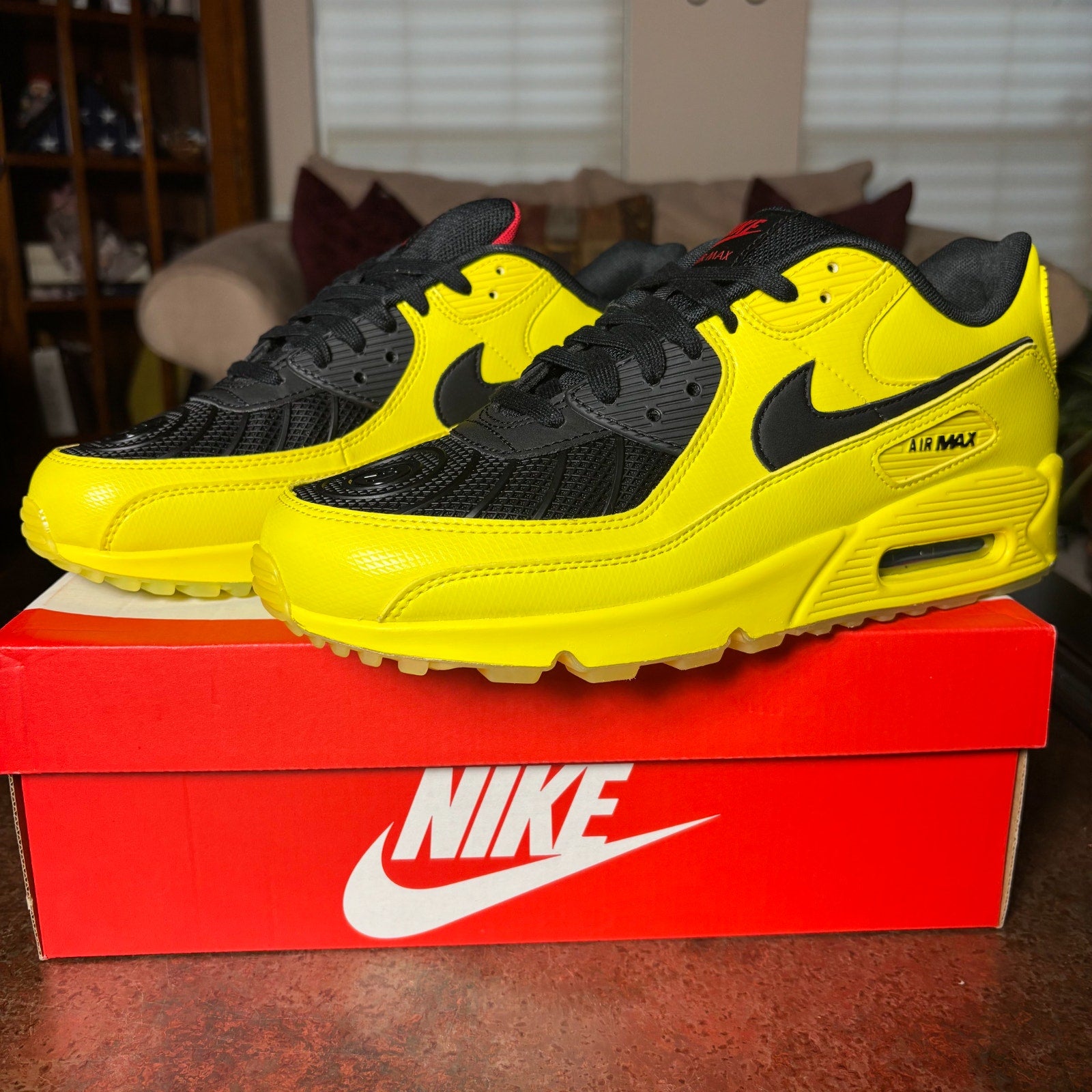 Nike Air Max 90 Total 90 Laser Shoes Soccer Casual Retro Yellow Black Mens Sizes