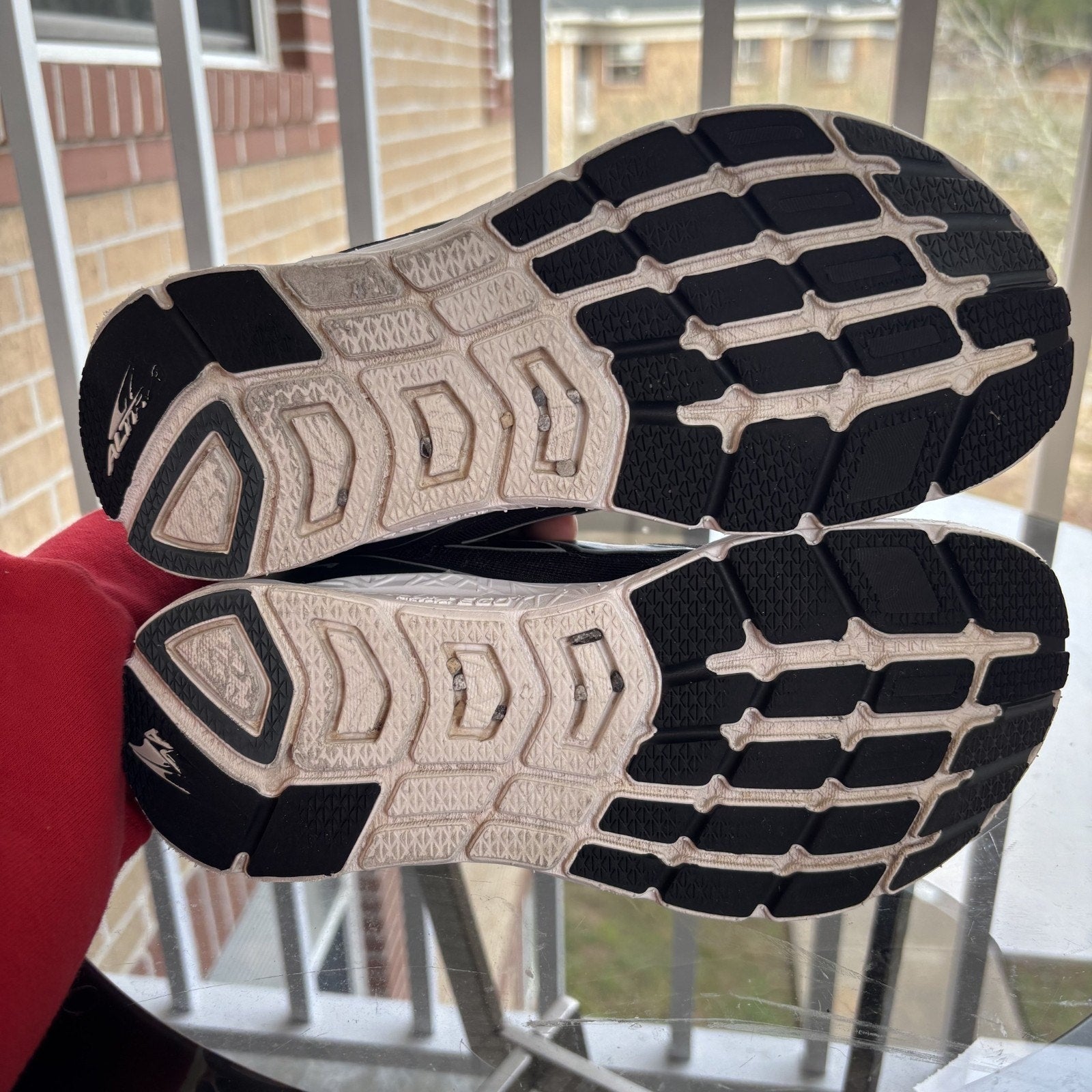 Altra Rivera Shoes Womens 7 Black White Road Running Athletic Sneakers Zero Drop
