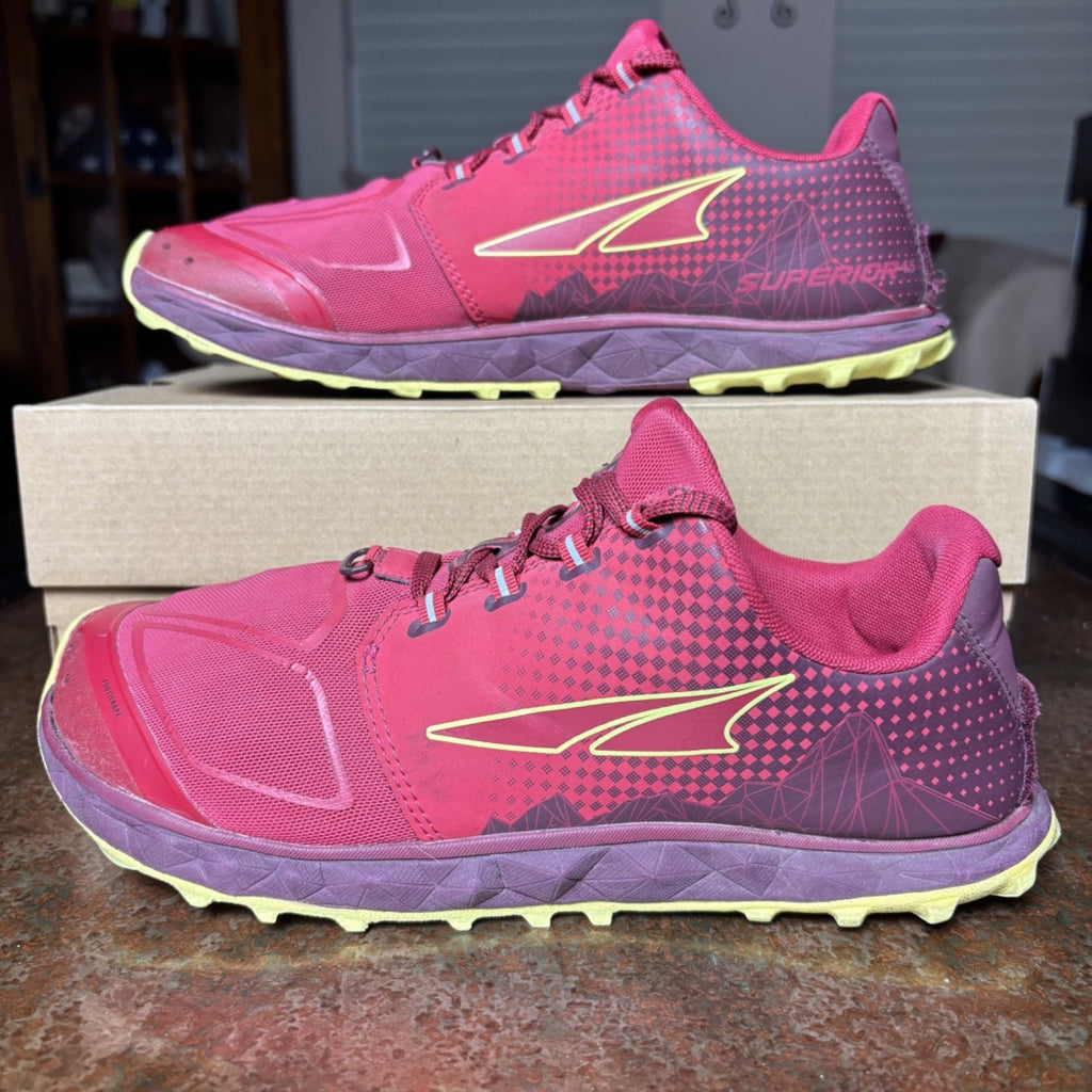 Altra Superior 4.5 Shoes Women's Sz 10 Red Trail Running Hiking Outdoor Sneakers