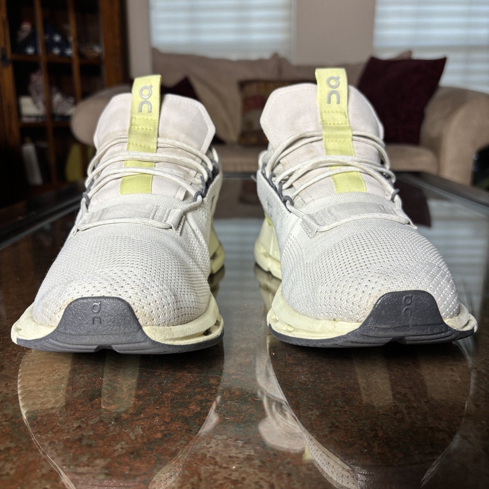 On Cloudnova Shoes Mens Size 9 White Road Running Athletic Comfort Gym Sneakers