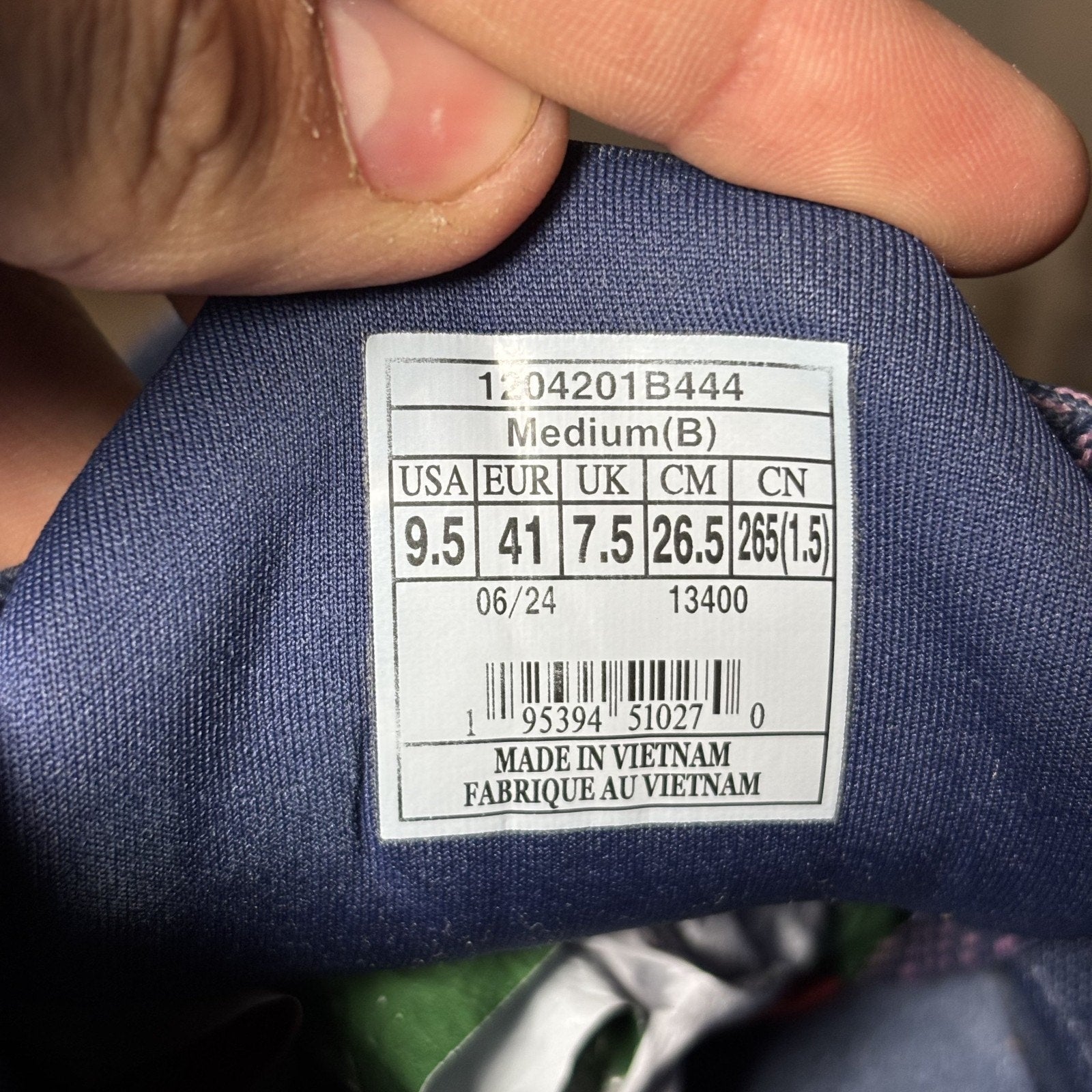 Brooks Ghost Max 2 Shoes Womens 9.5 Navy Blue Road Running Athletic Gym Sneakers