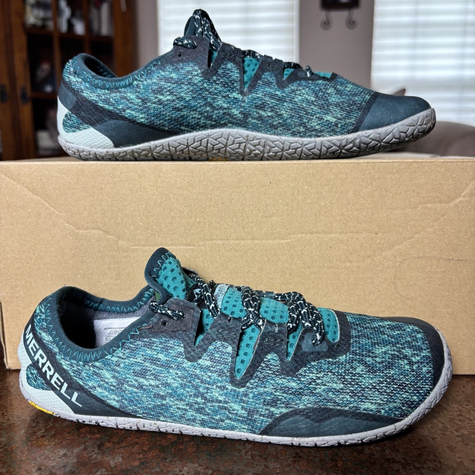 Merrell Vapor Glove 5 Shoes Women's Size 6.5 Green Barefoot Minimalist Running