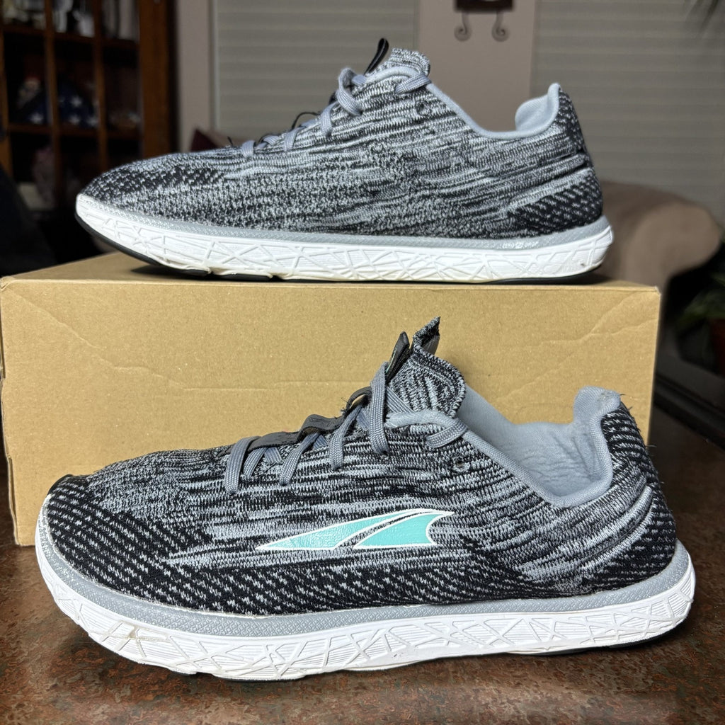 Altra Escalante 2 Women's Sz 10 Grey Running Athletic Zero Drop Footshaped Shoes