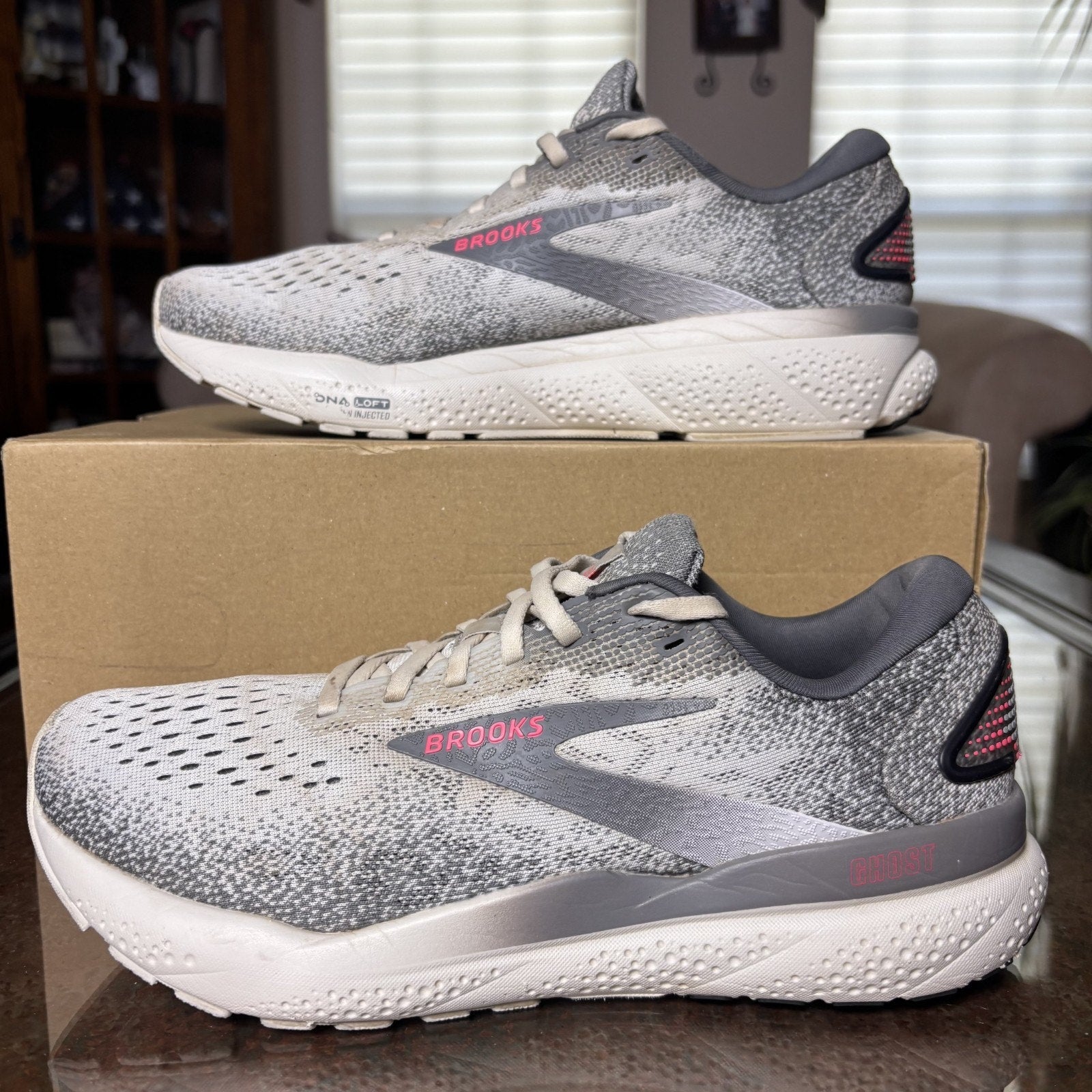 Brooks Ghost 16 Womens Size 10 Gray Road Running Athletic Walking Shoes Sneakers