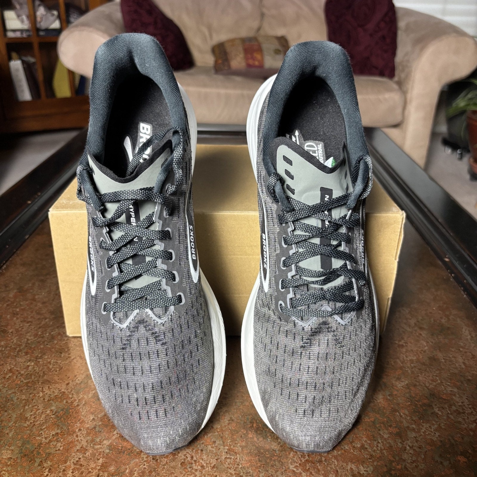 Brooks Hyperion Mens Size 11.5 Grey Black Athletic Road Running Shoes Sneakers