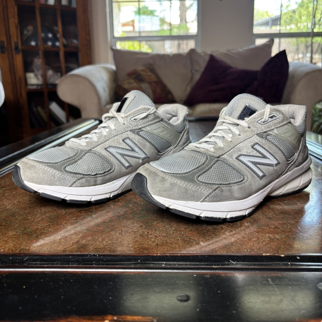 New Balance 990v5 Shoes Womens Sz 9 Wide Grey Suede Running Sneakers Made in USA