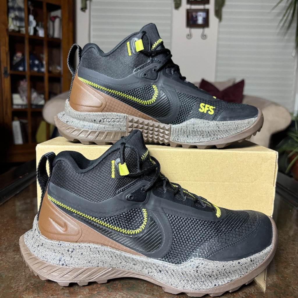 Nike React SFB Carbon Elite Men's 9 Black Tactical Hiking Trail Boots Athletic