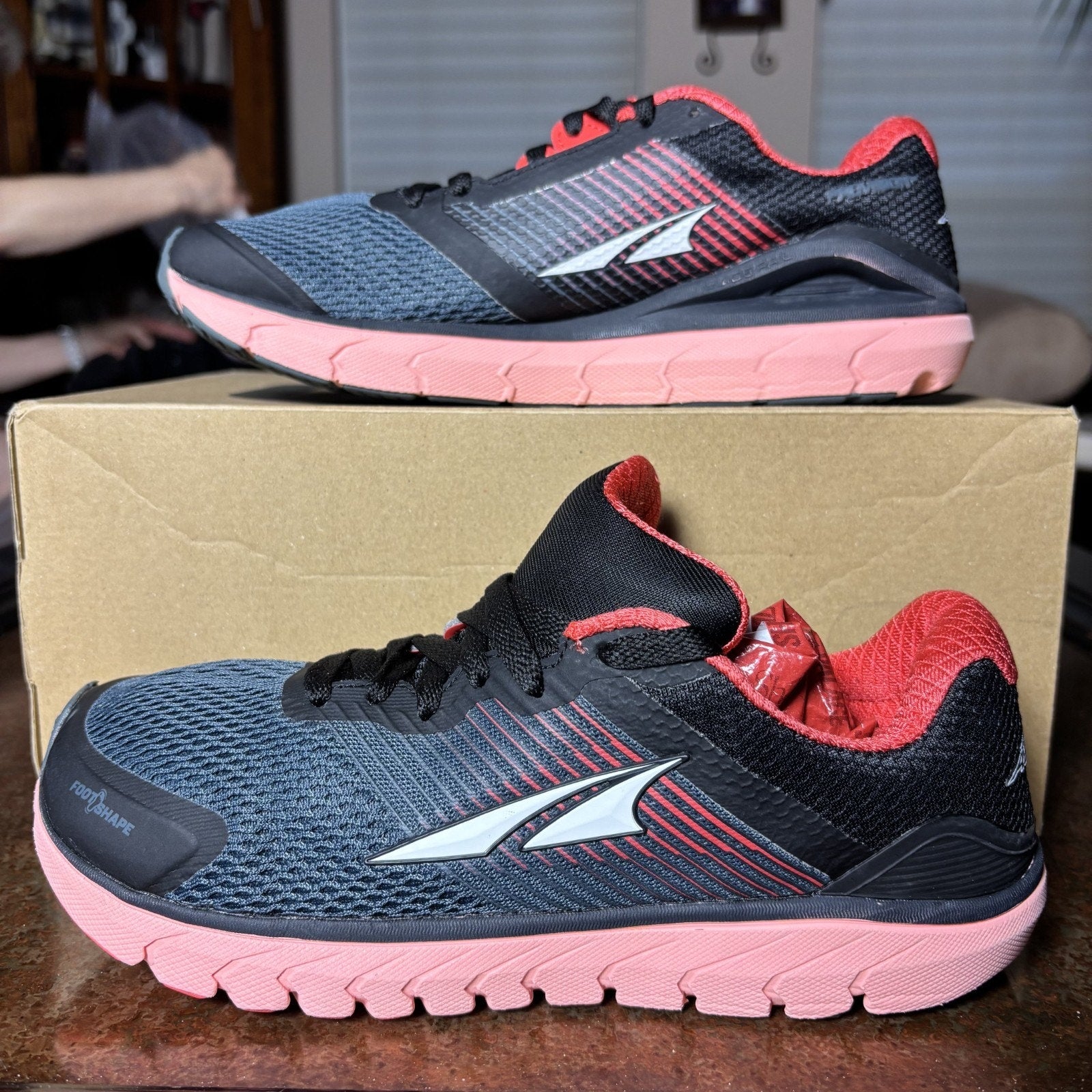 Altra Provision 4 Shoes Womens 8.5 Black Red Road Running Athletic Gym Zero Drop