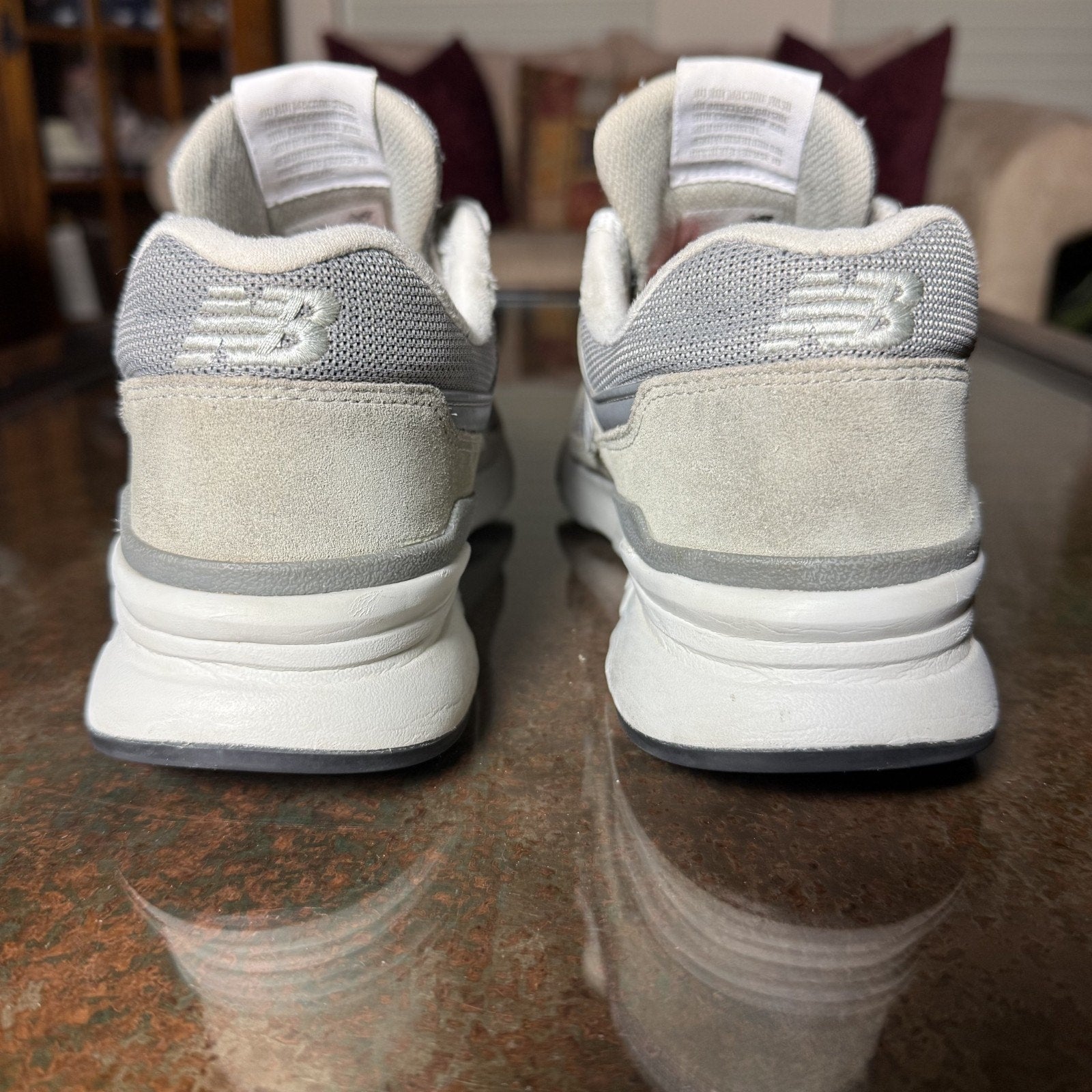 New Balance 997H Shoes Men's Size 8 Gray Suede Walking Running Athletic Sneakers