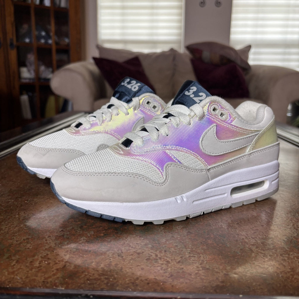 Nike Air Max 1 AMD Shoes Women's 8 White Iridescent La Ville Lumiere Sneakers