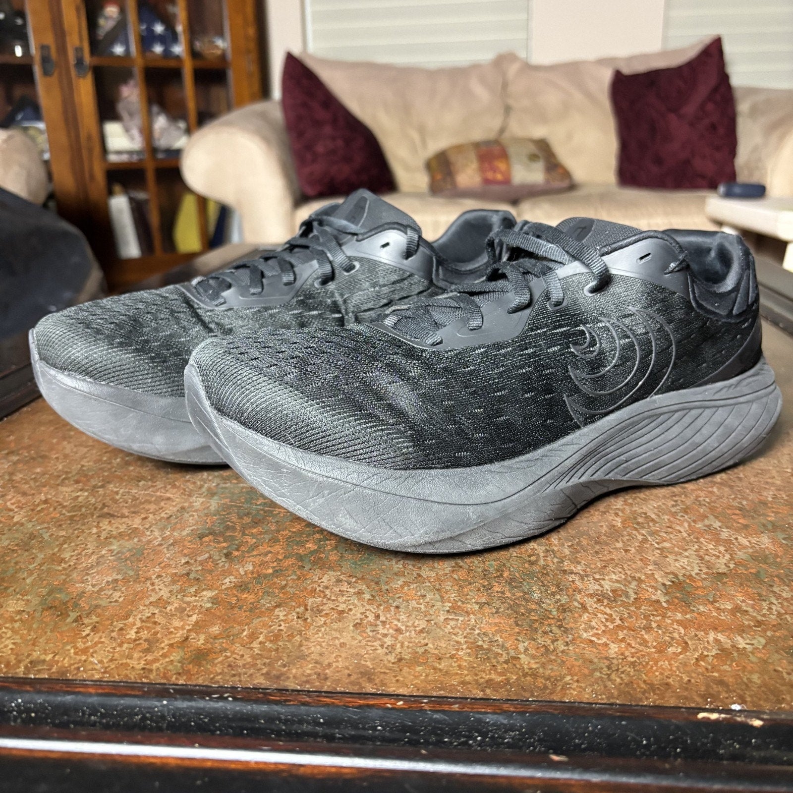 Topo Athletic Atmos Shoes Mens Size 12 Black Road Running Comfort Shoes Sneakers