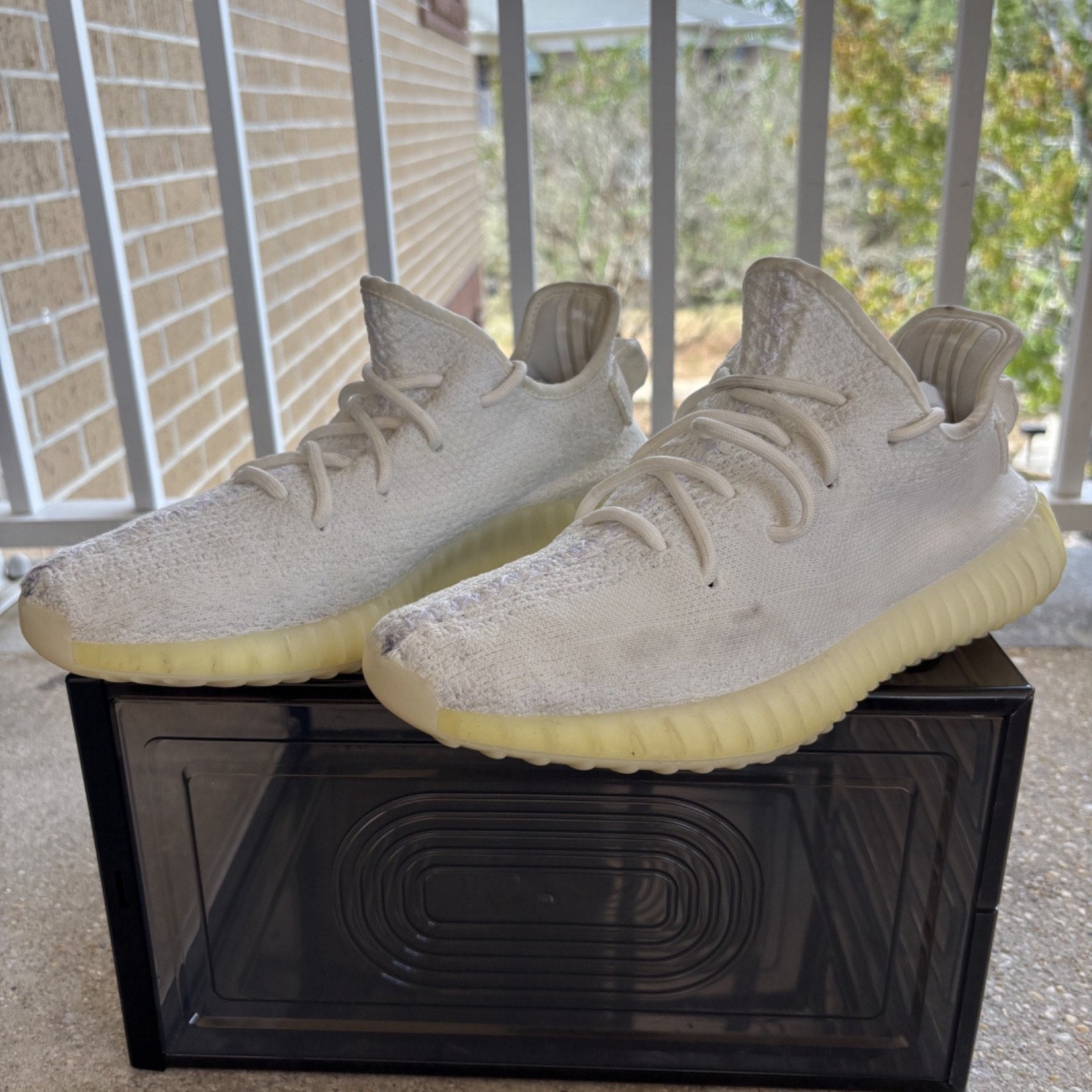 Adidas Yeezy Boost 350 V2 Shoes Mens Size 8 White Cream Athletic Sneakers CP9366