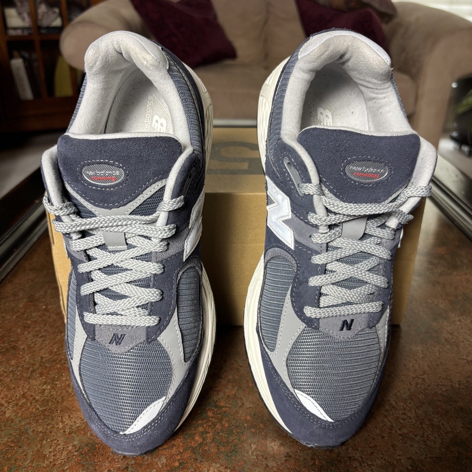 New Balance 2002R Running Shoes Mens 9.5 Blue Grey White Comfort Casual Sneakers