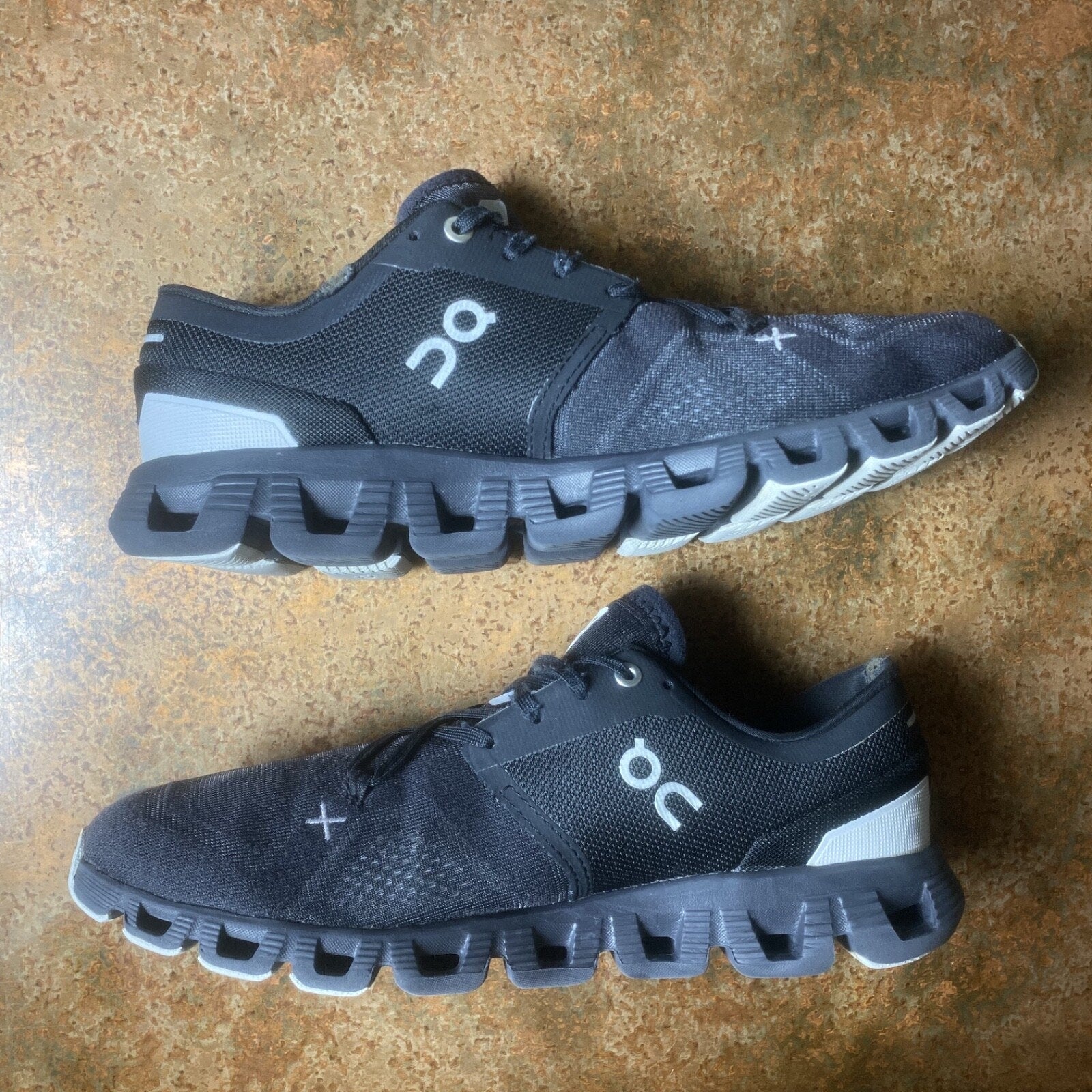 On Cloud X 3 Shoes Women's Size 9.5 Black Athletic Running Walking Gym Sneakers