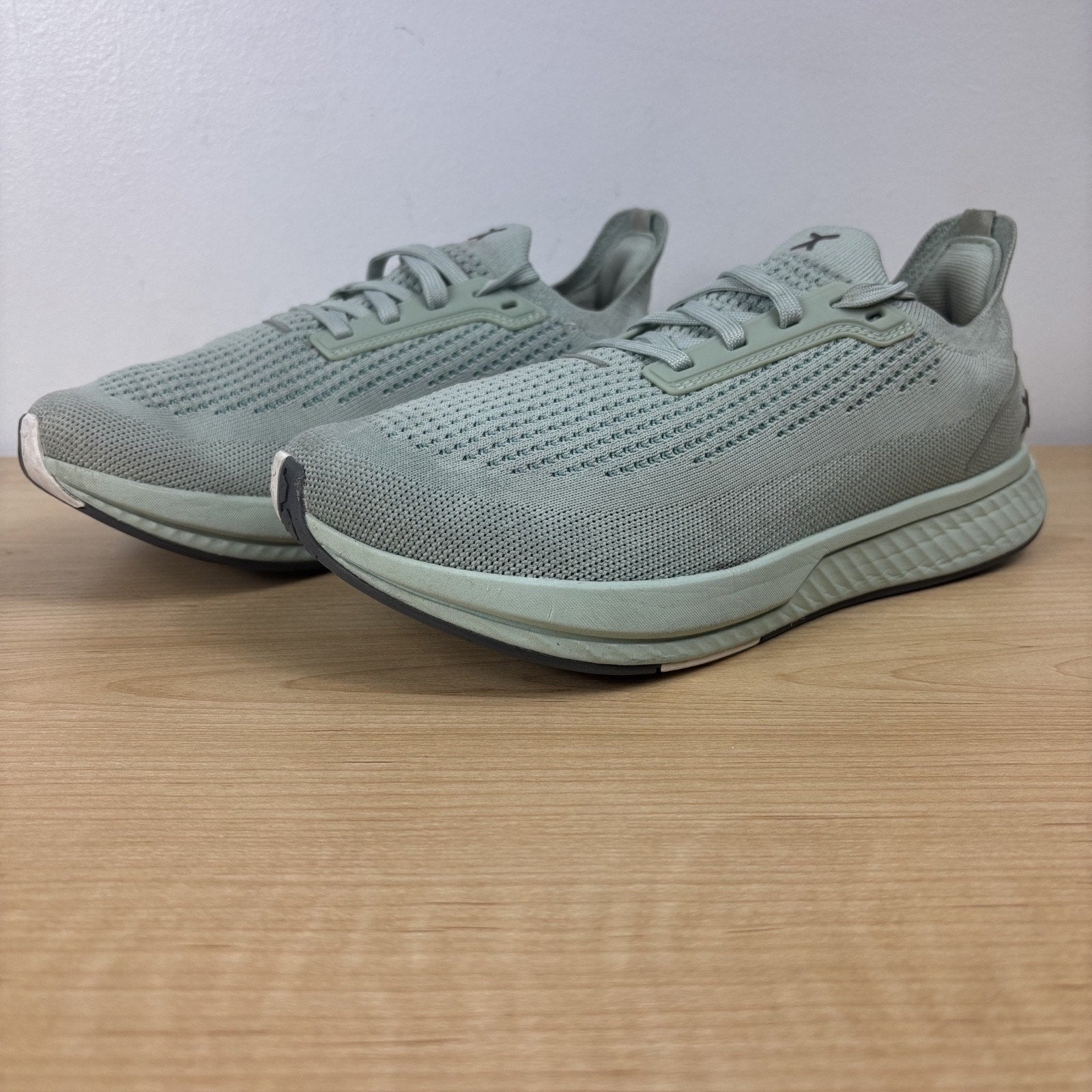 Flux Adapt Runner Shoes Women's 8.5 Green Running Athletic Training Gym Sneakers