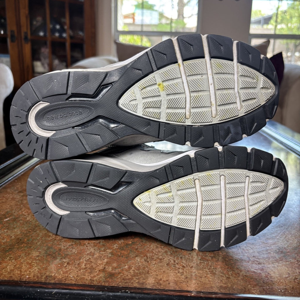 New Balance 990v5 Shoes Womens Sz 9 Wide Grey Suede Running Sneakers Made in USA