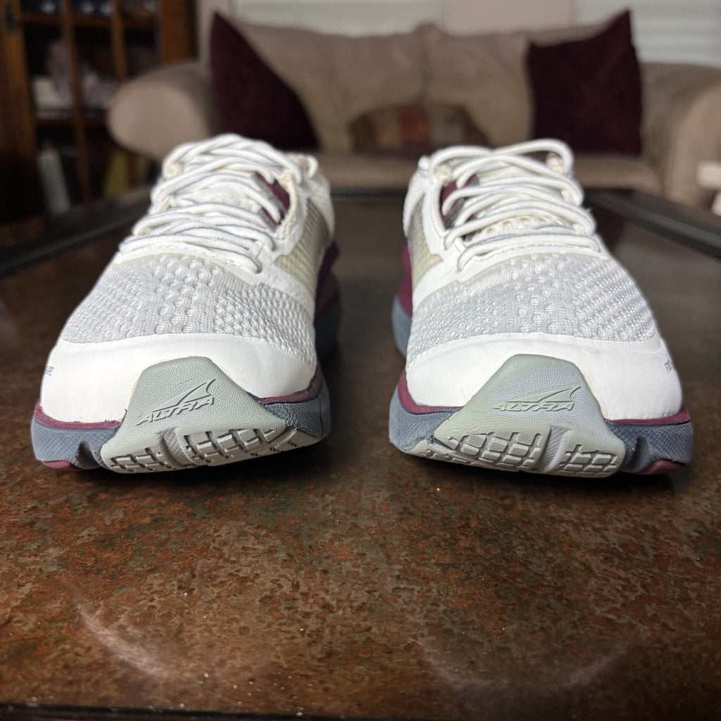 Altra Provision 4 Womens 6.5 White Gray Road Running Athletic Gym Shoes Sneakers