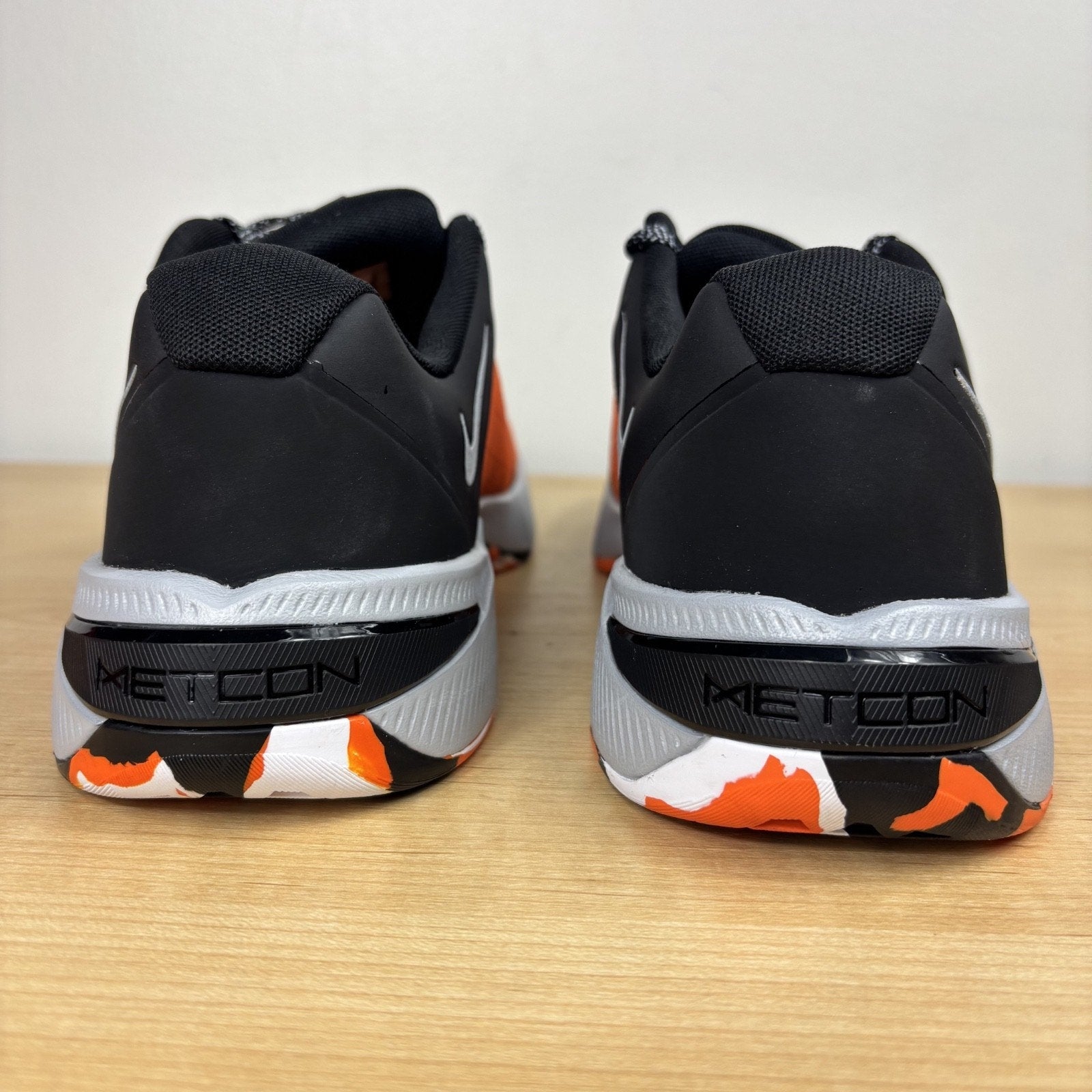 Nike Metcon 10 Shoes Mens Size 11 Black Orange Training Gym Lifting Sneakers NEW