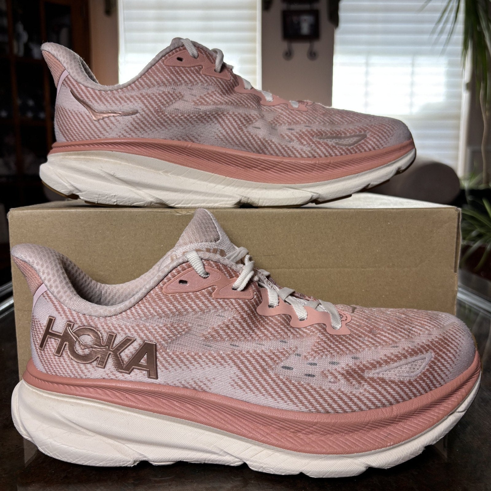 Hoka One One Clifton 9 Shoes Womens Size 9.5 Pink Road Running Athletic Sneakers