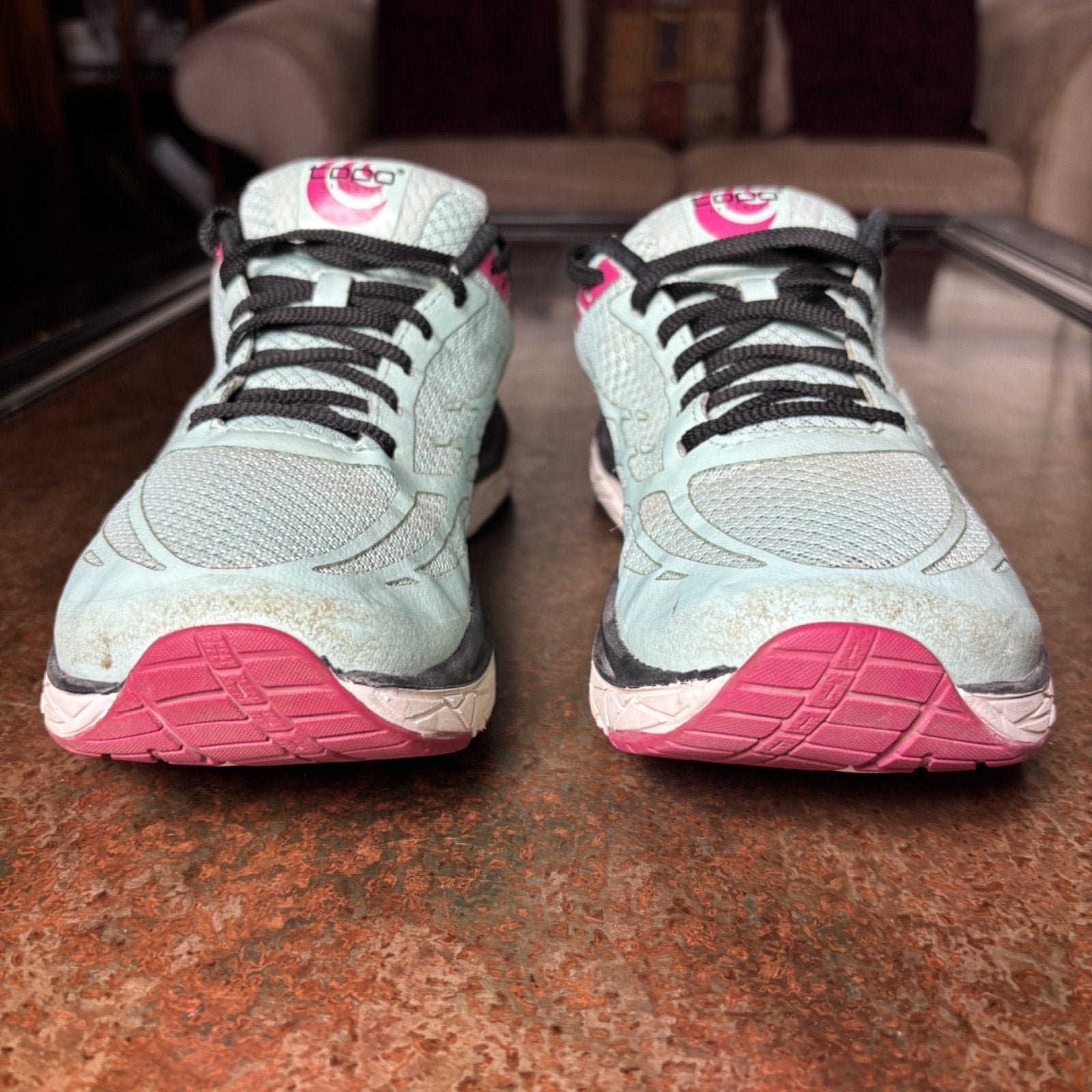 Topo Athletic Runventure 2 Shoes Women's Size 8 Blue Ice Raspberry Trail Running