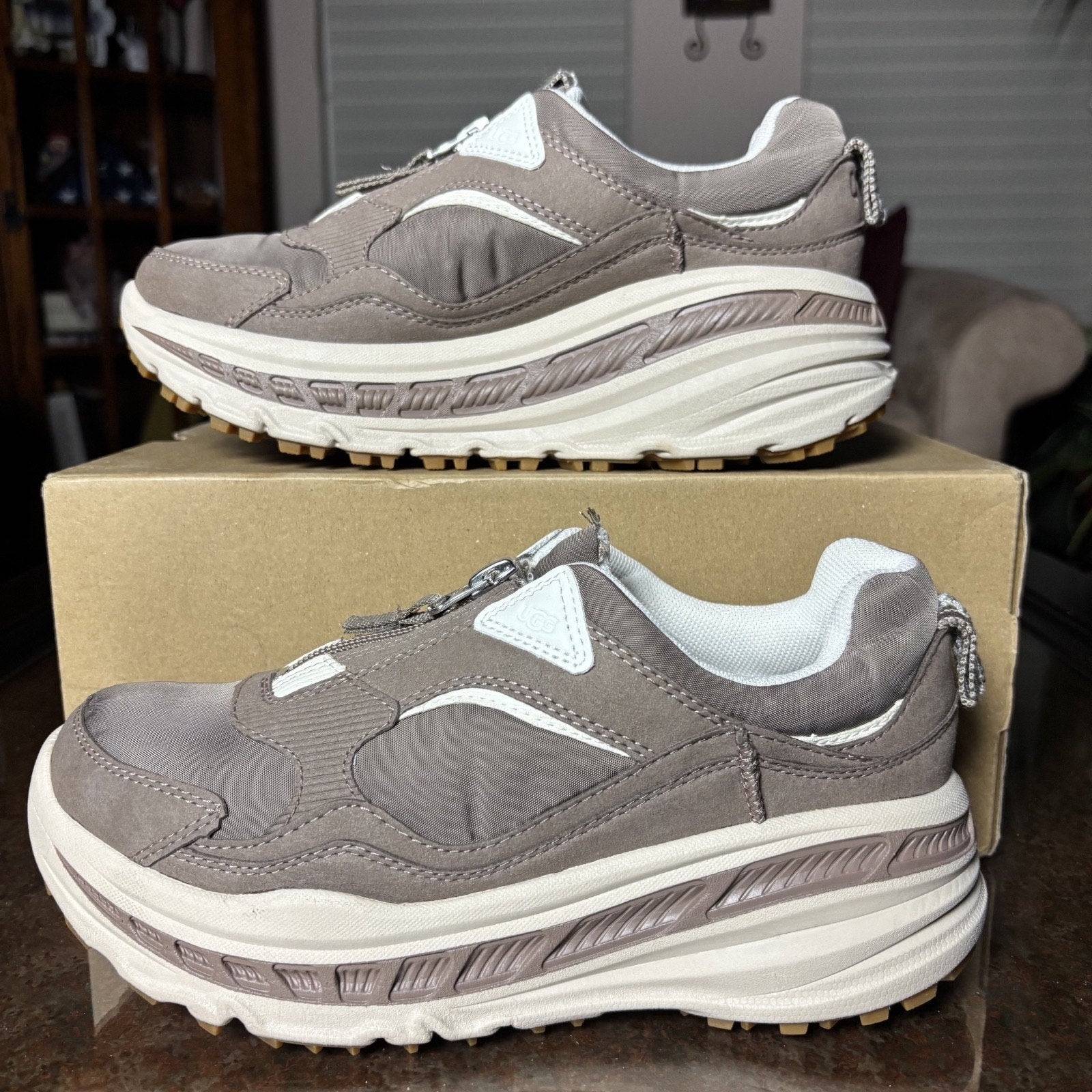 UGG CA805 Zip Shoes Womens Size 8 Brown Insulated Trail Running Athletic Sneaker