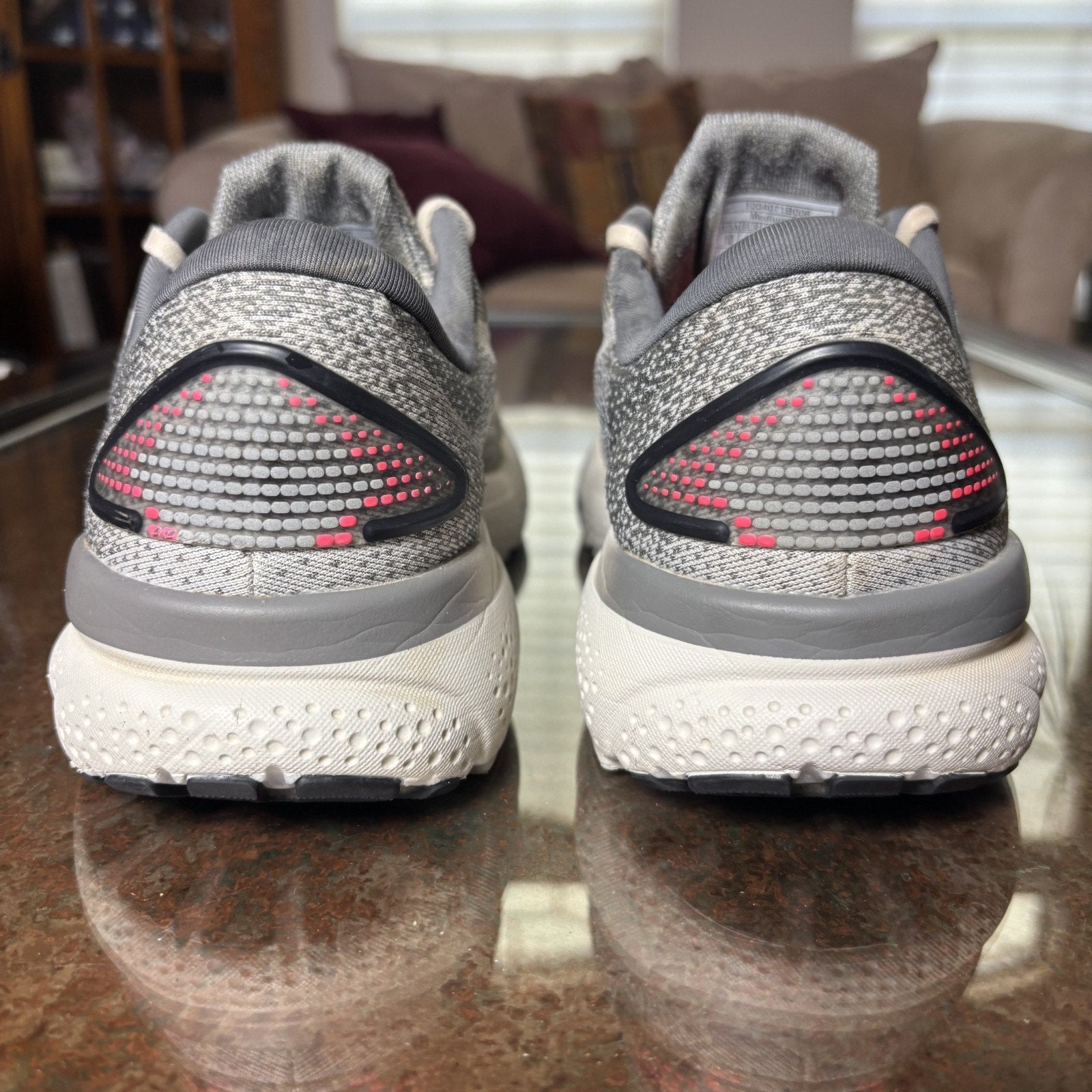 Brooks Ghost 16 Womens Size 10 Gray Road Running Athletic Walking Shoes Sneakers