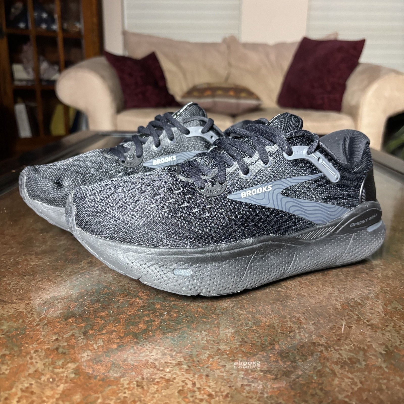 Brooks Ghost Max Shoes Women's Size 8 D Wide Black Road Running Comfort Sneakers