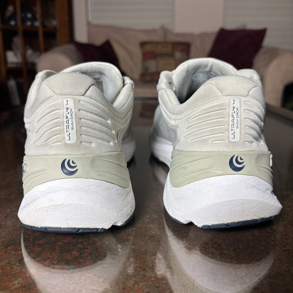 Topo Athletic Ultrafly 4 Shoes Mens Size 10.5 Grey Road Running 5MM Drop Sneaker