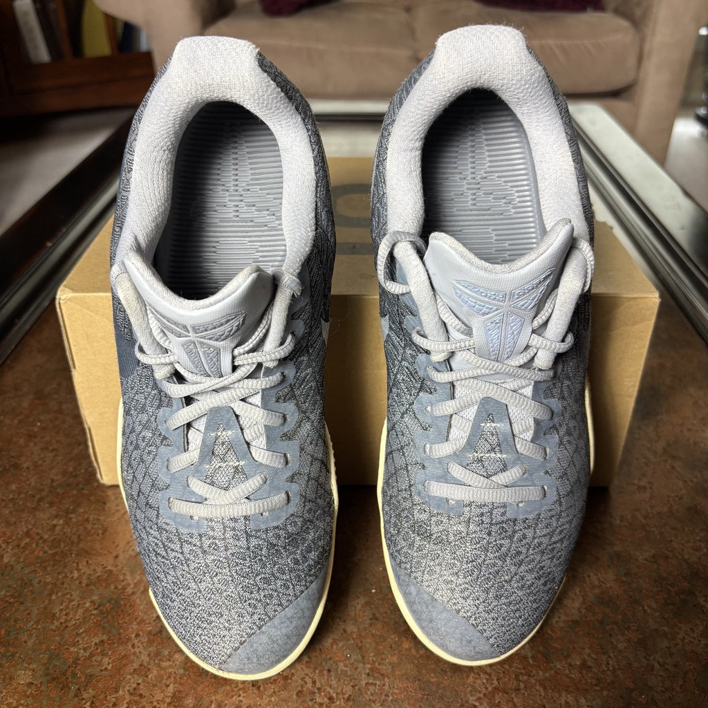 Nike Kobe Mamba Instinct Basketball Shoes Mens Size 9.5 Grey Athletic Sneakers