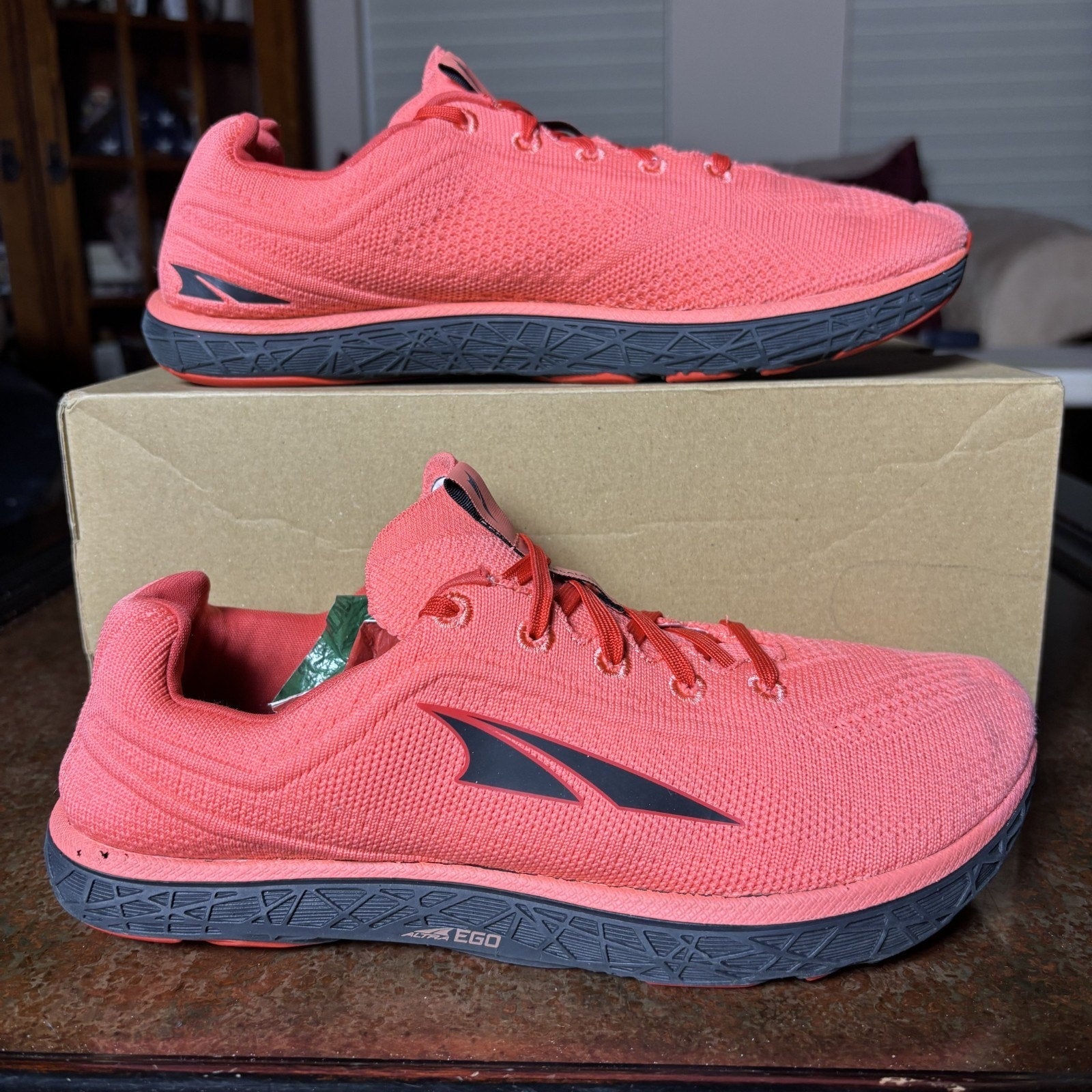 Altra Escalante Women's Size 10 Red Orange Zero Drop Road Running Athletic Shoes