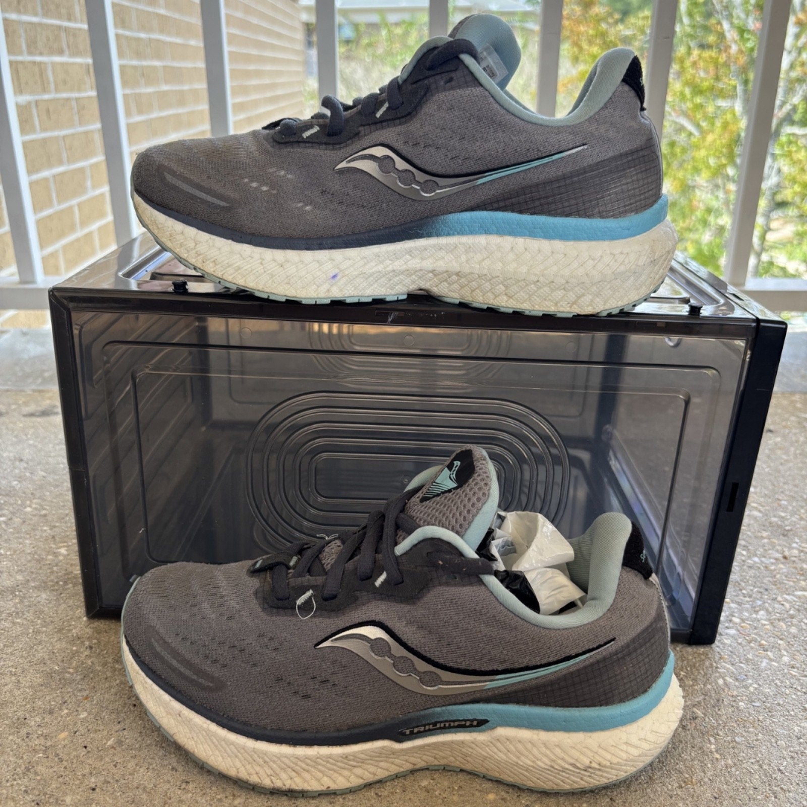 Saucony Triumph 19 Shoes Women's Size 6 Wide Gray Blue Running Athletic Sneakers