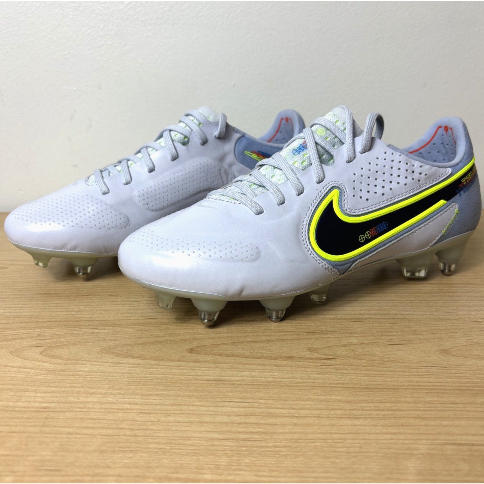 Nike Tiempo Legend 9 Elite SG Pro AC Soccer Cleats Women's Size 7 White Blue NEW