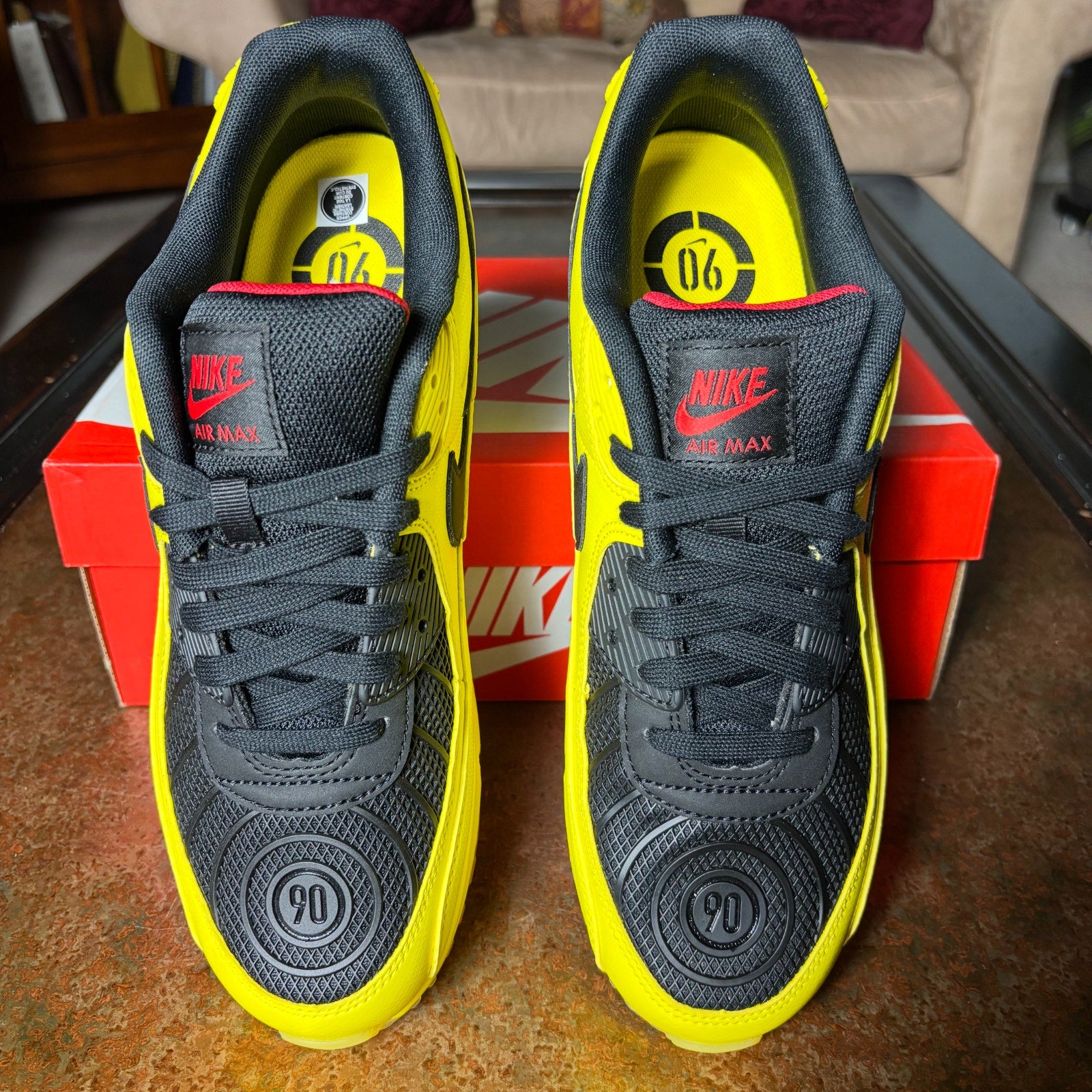 Nike Air Max 90 Total 90 Laser Shoes Soccer Casual Retro Yellow Black Mens Sizes