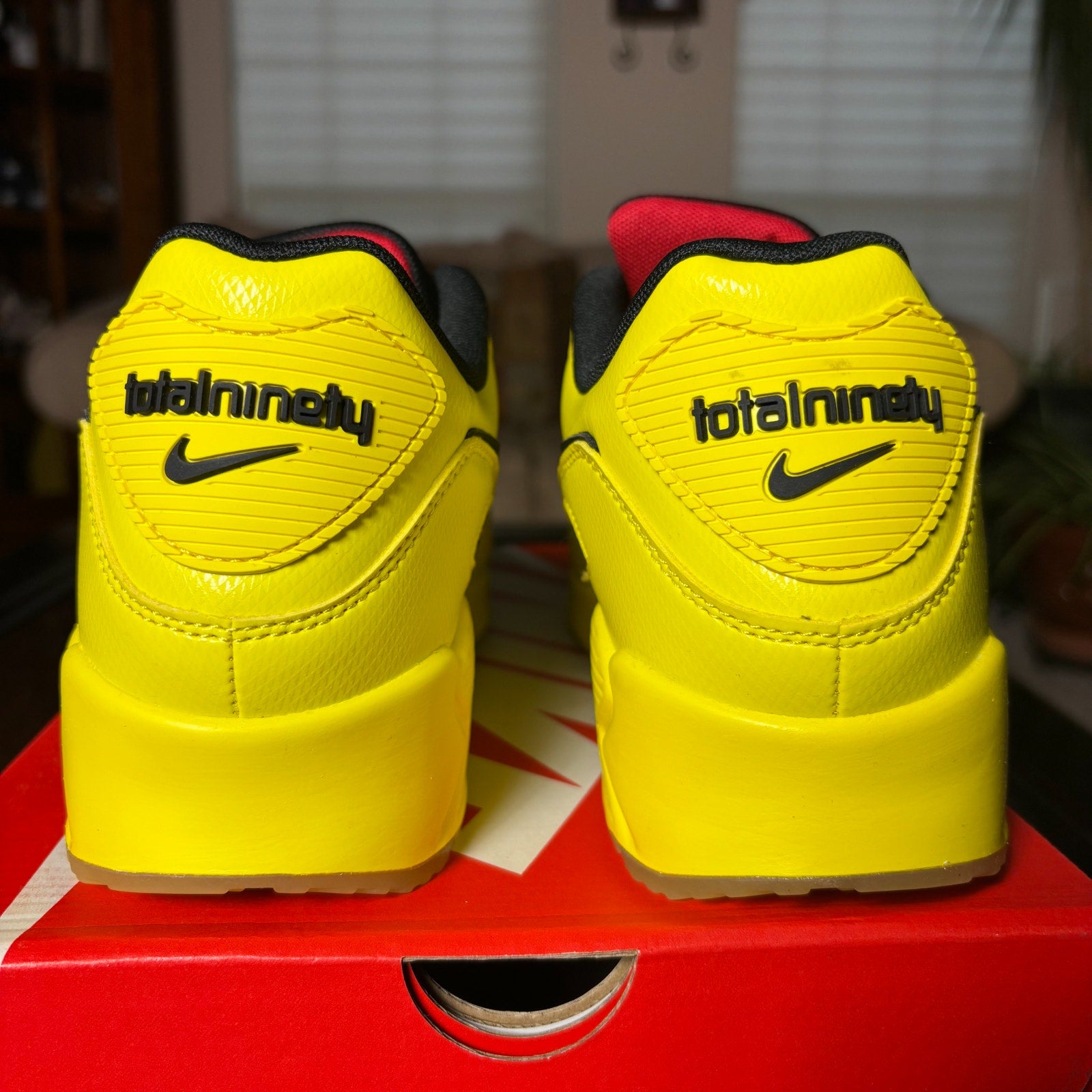 Nike Air Max 90 Total 90 Laser Shoes Soccer Casual Retro Yellow Black Mens Sizes