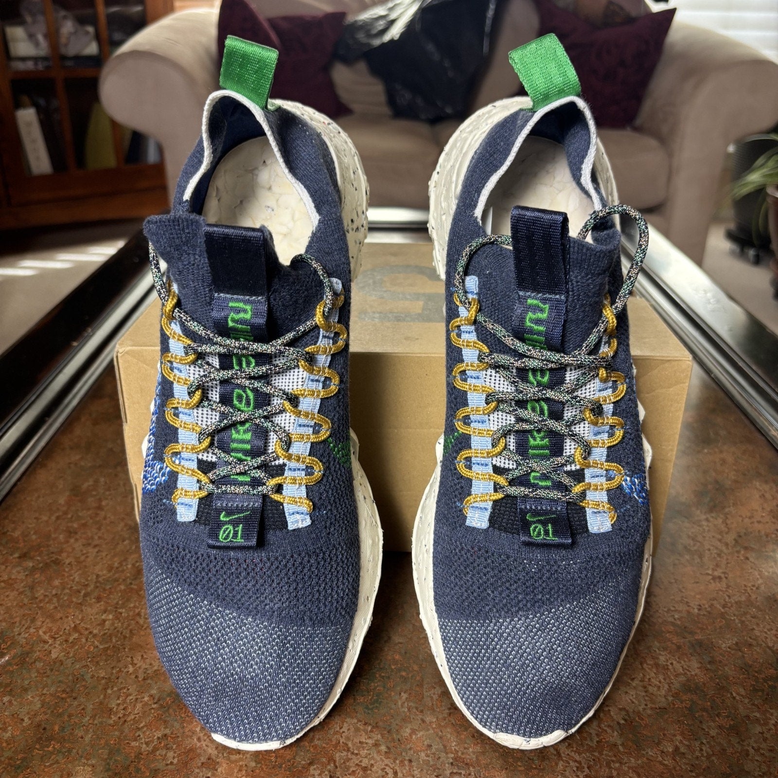 Nike Space Hippie 01 Shoes Navy Blue White Athletic Sneakers Right 11.5 Left 12