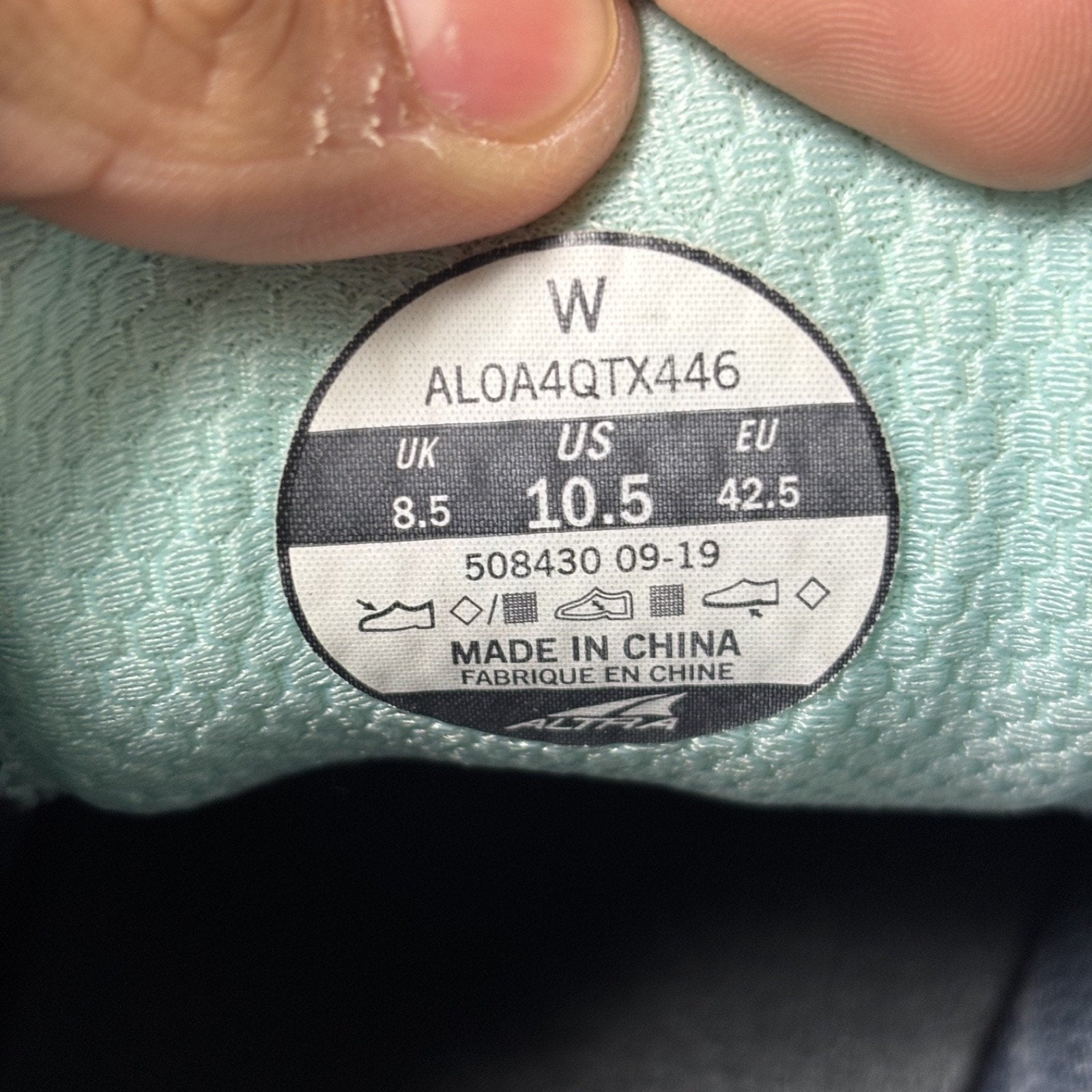 Altra Lone Peak 4.5 Women Size 10.5 Grey Trail Running Zero Drop Shoes Sneakers